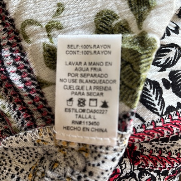 Lulumari crocheted mini dress - Picture 6 of 6